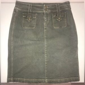 DKNY Jeans denim midi denim pencil skirt with back slit size 10